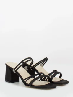 Sandali In Raso Neri Con Fasce Sottili